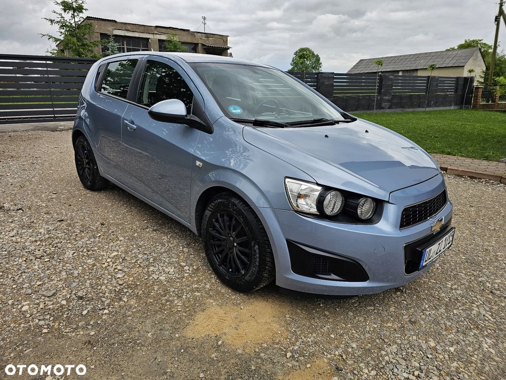 Chevrolet Aveo - 2