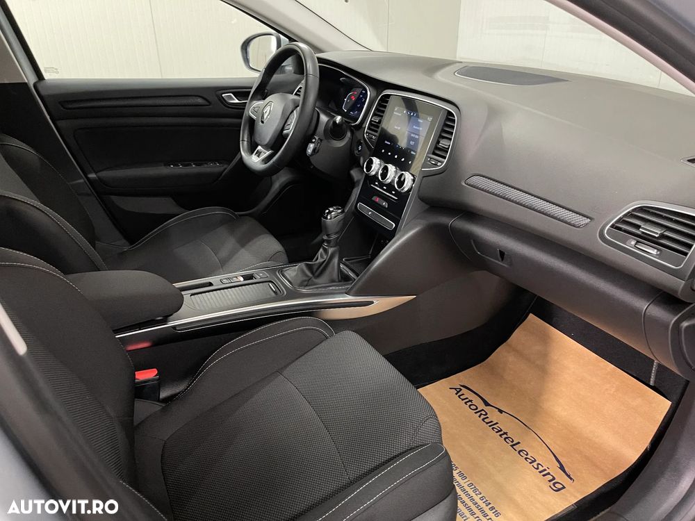 Renault Megane TCe 140 GPF Equilibre - 11
