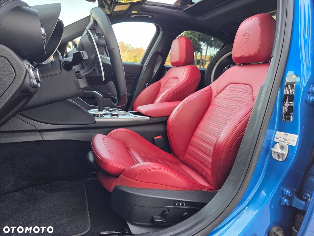 Alfa Romeo Giulia 2.0 Turbo Veloce TI Q4 - 19