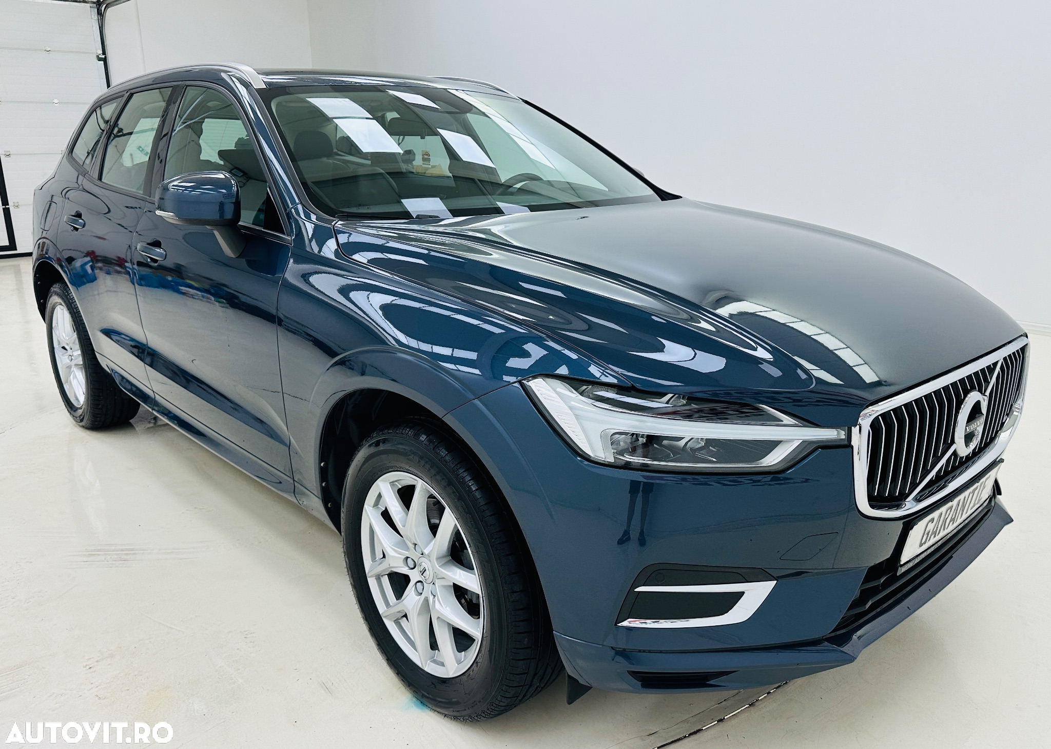 Volvo XC 60 D4 AWD Momentum - 2