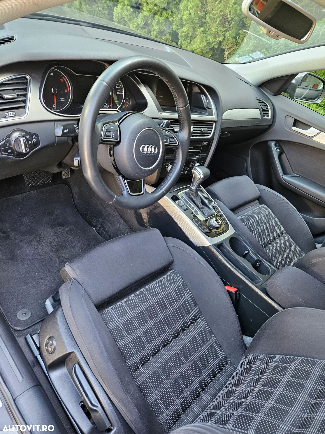 Audi A4 Avant 2.0 TDI DPF multitronic Attraction - 10