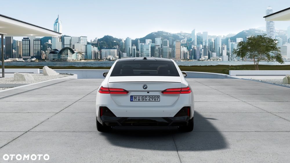BMW Seria 5 520d xDrive - 7