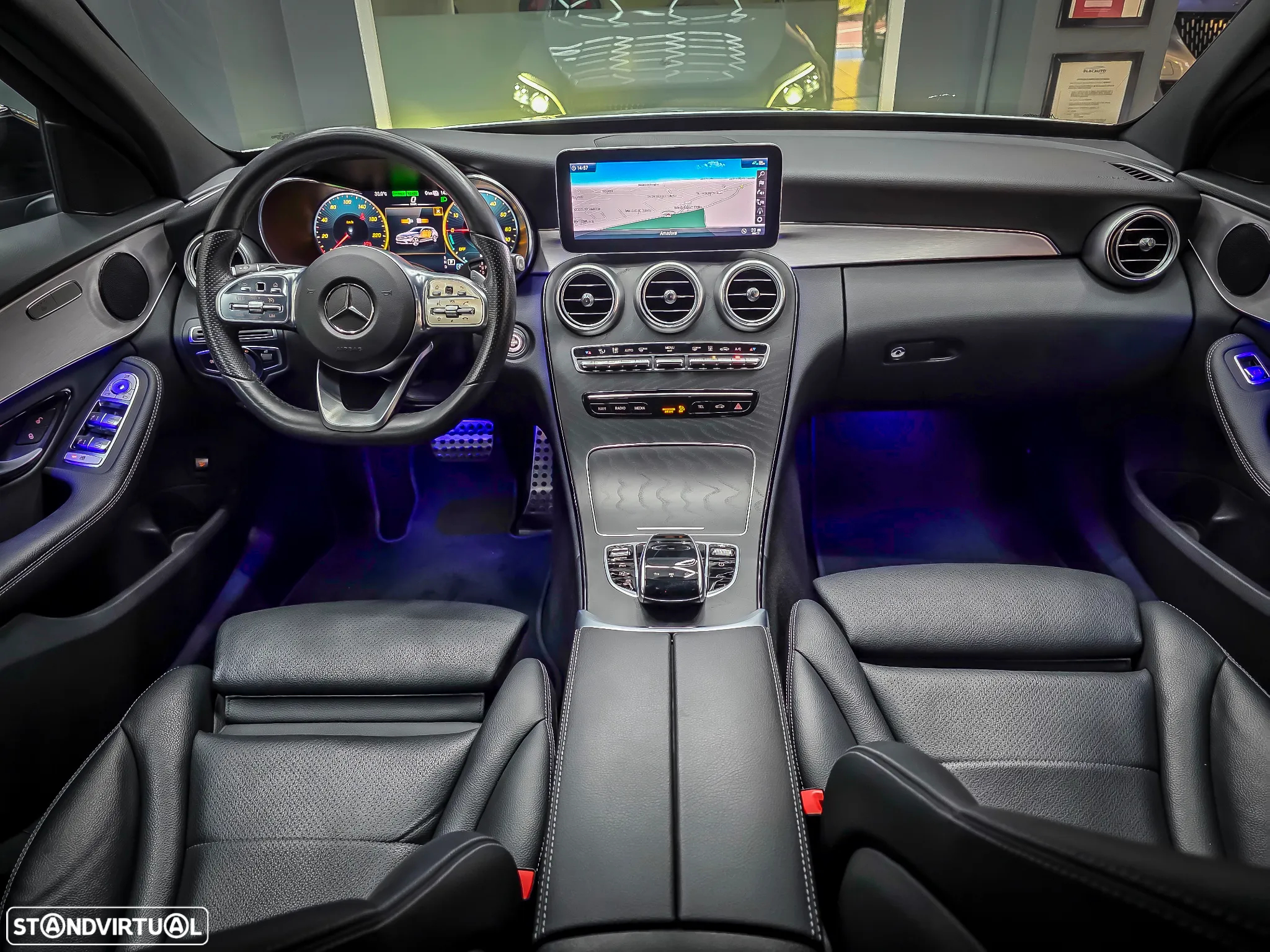 Mercedes-Benz C 300 de AMG Line - 24