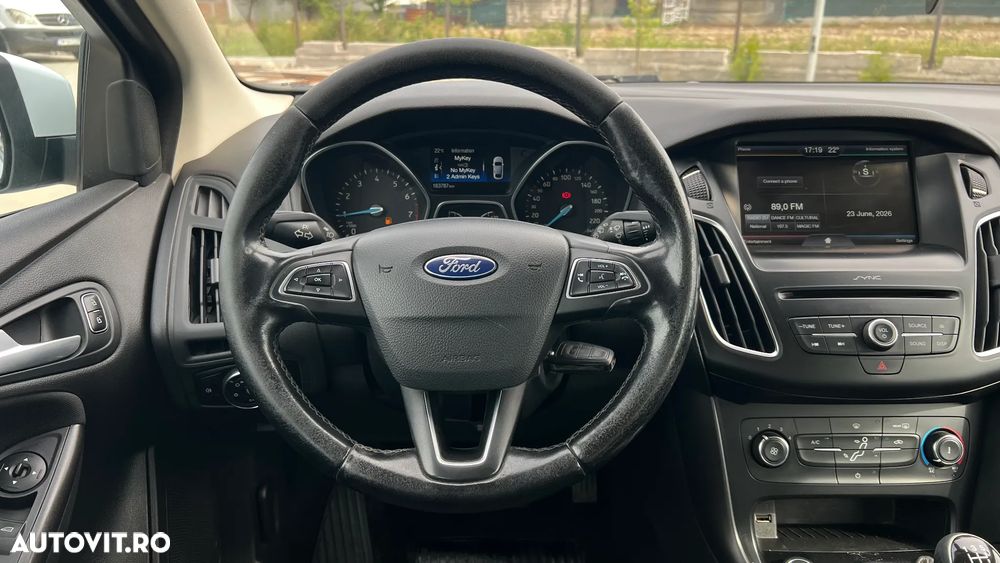 Ford Focus 1.0 EcoBoost Start-Stopp-System Business Edition - 14