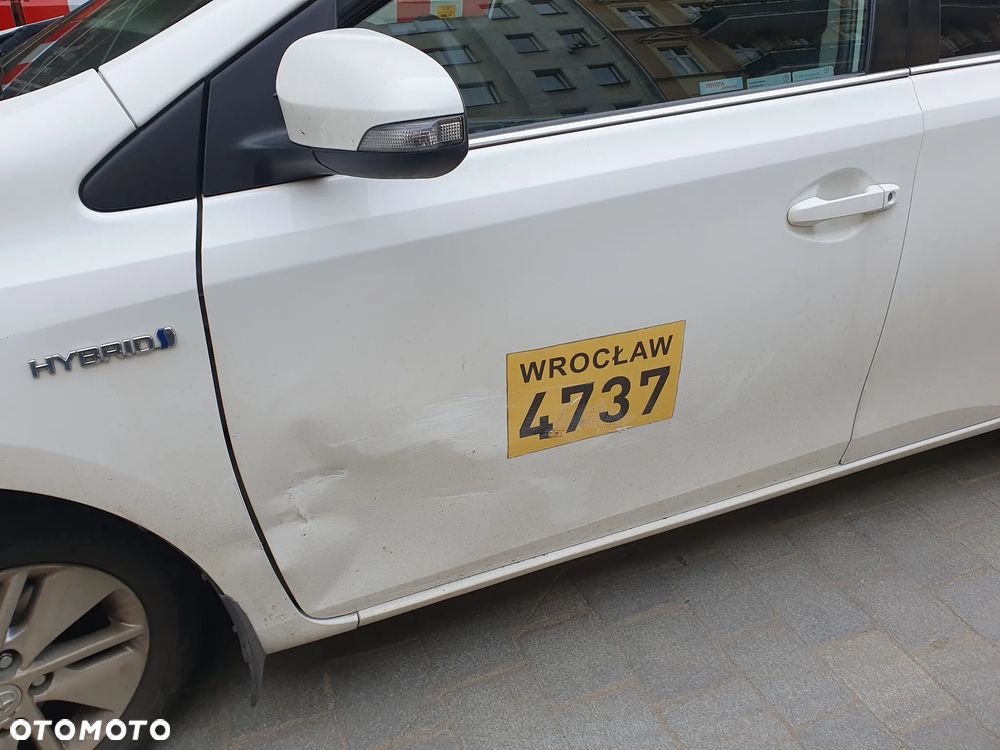 Toyota Auris 1.8 HSD Sol - 17