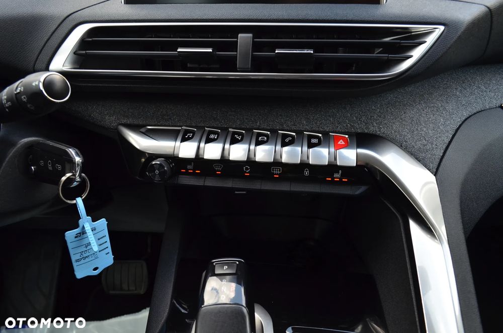 Peugeot 3008 BlueHDi 130 Stop & Start EAT8 Allure - 22