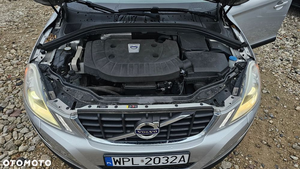 Volvo XC 60 D3 Momentum - 16