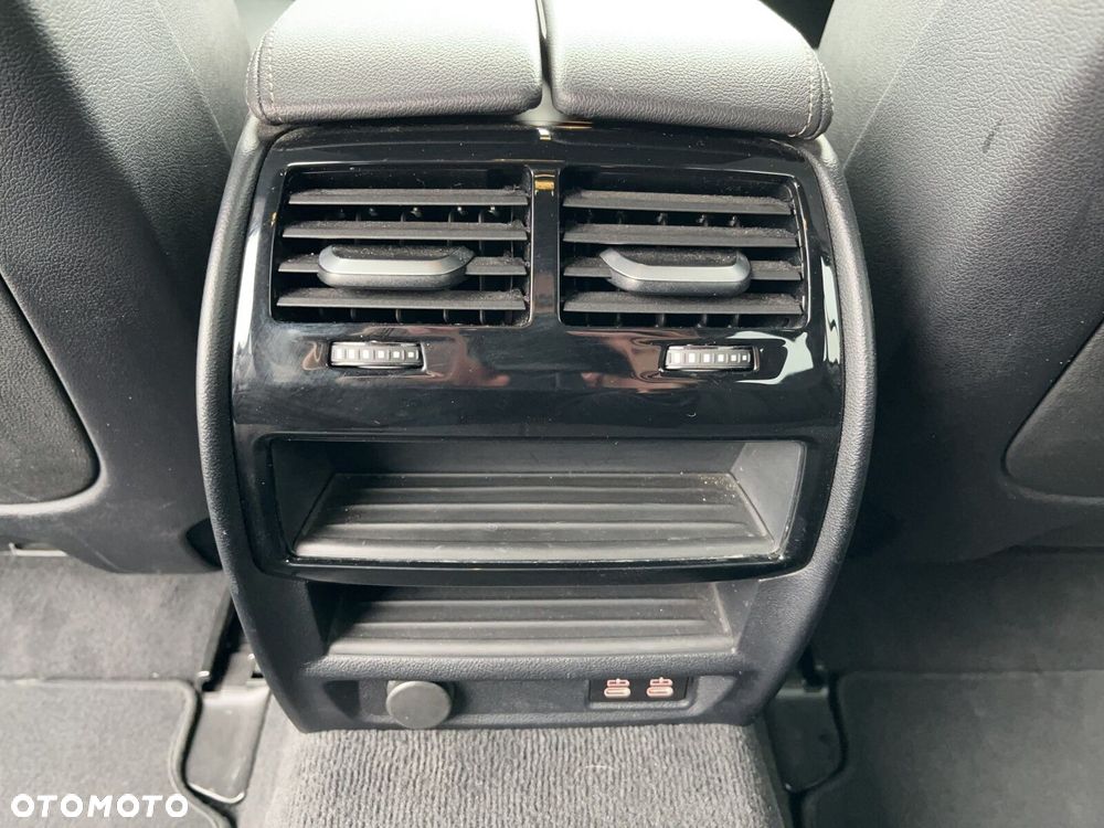 BMW Seria 5 520d xDrive mHEV M Sport sport - 15