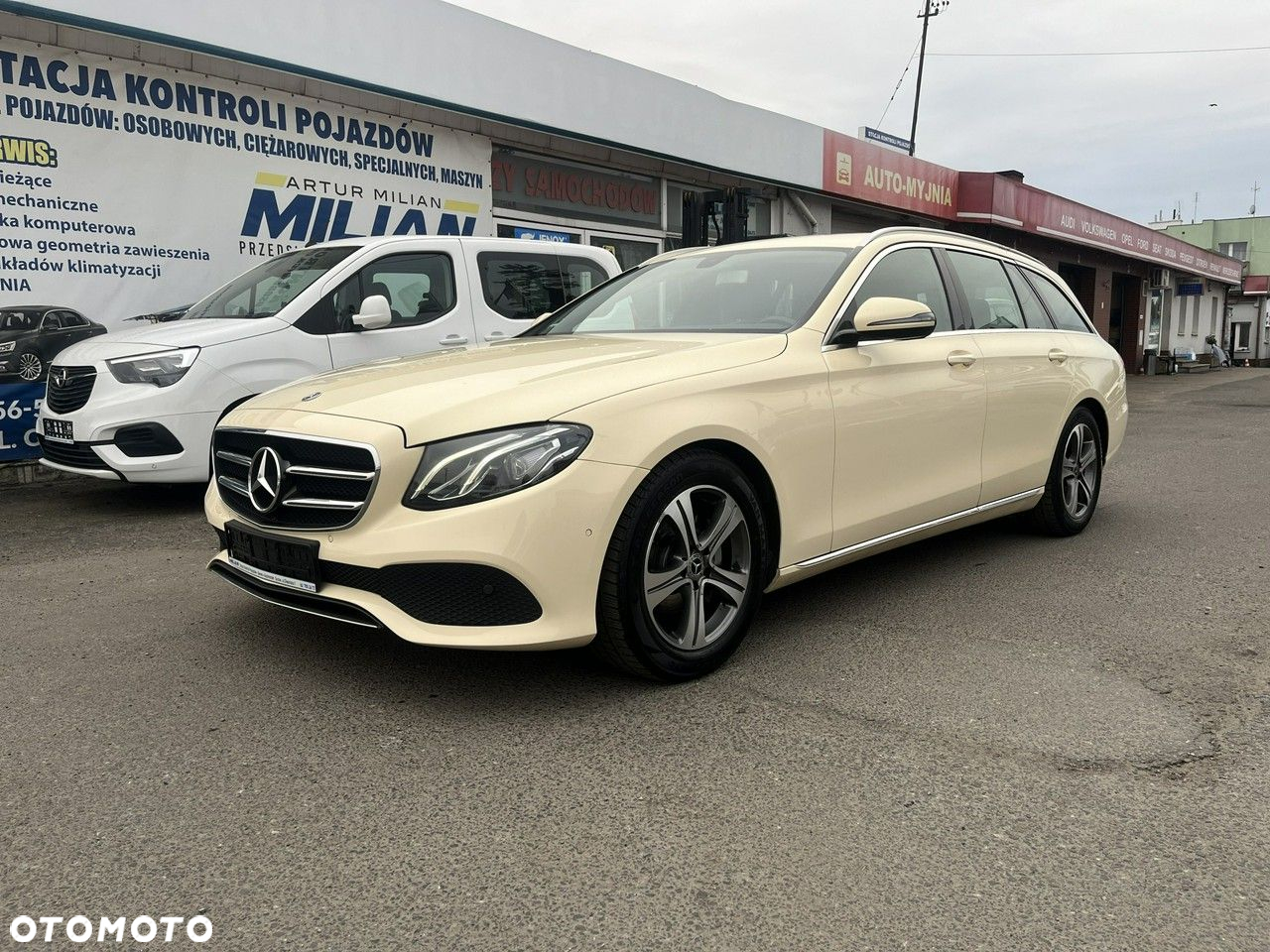 Mercedes-Benz Klasa E - 2