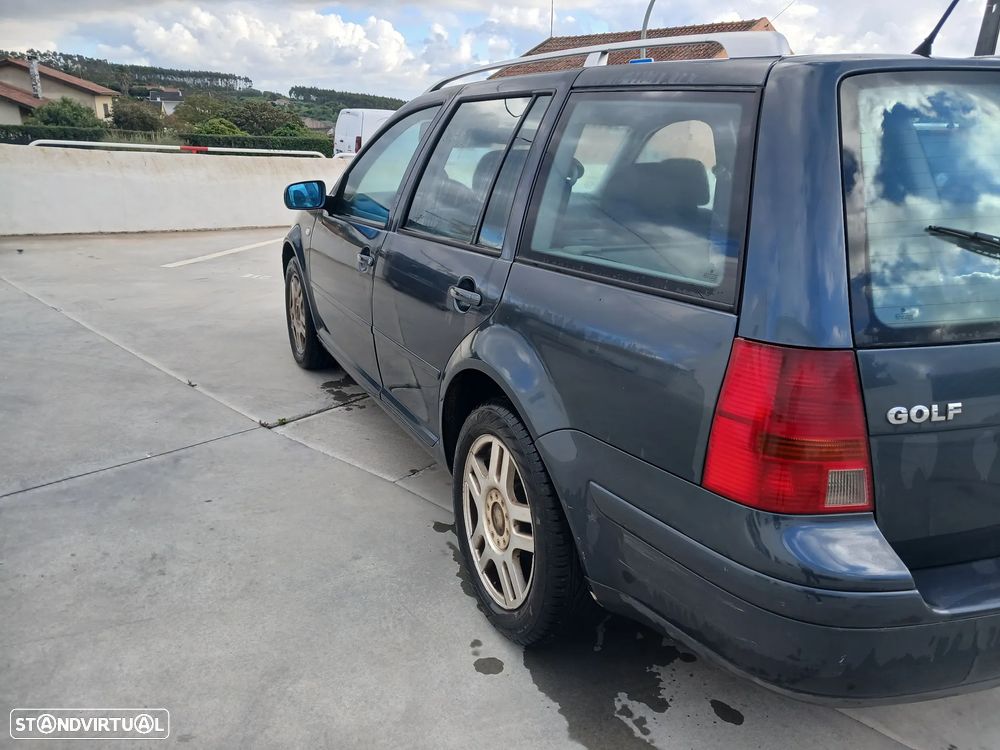 VW Golf - 4
