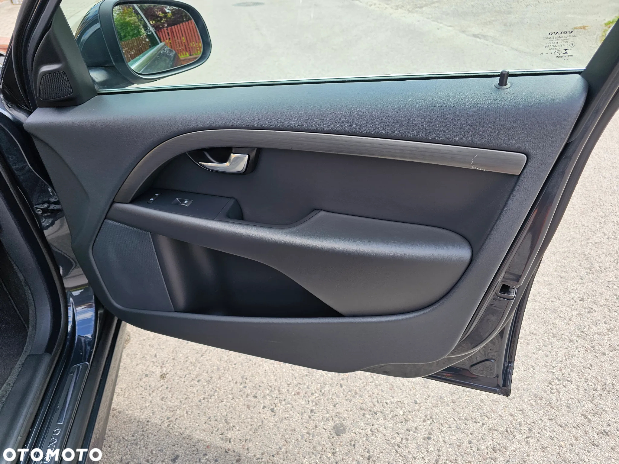 Volvo V70 D3 Geartronic Kinetic - 27