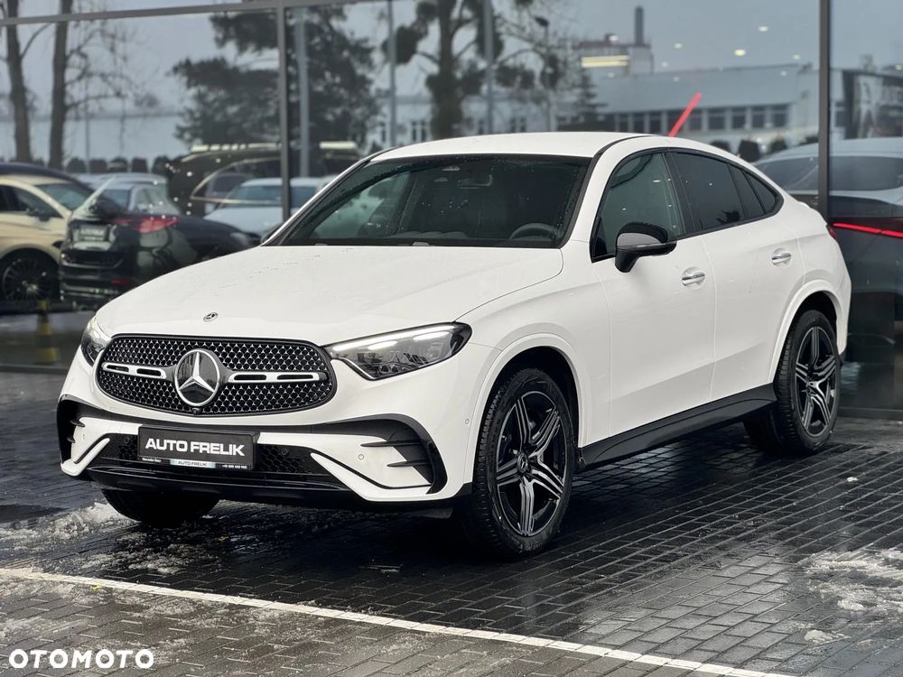 Mercedes-Benz GLC 220 d 4Matic 9G-TRONIC AMG Line Advanced - 4