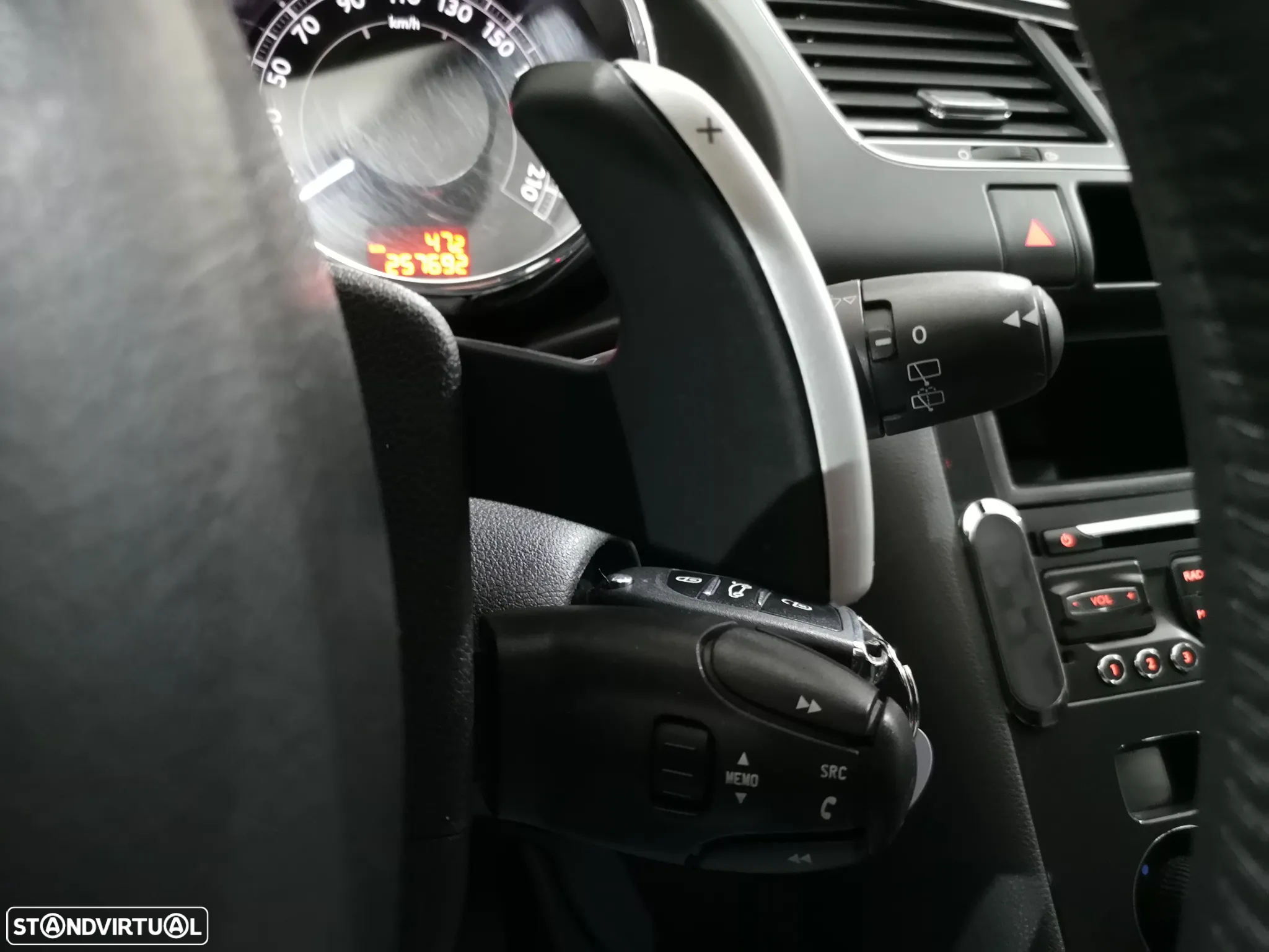 Peugeot 3008 2.0 HDi Hybrid4 88g - 23