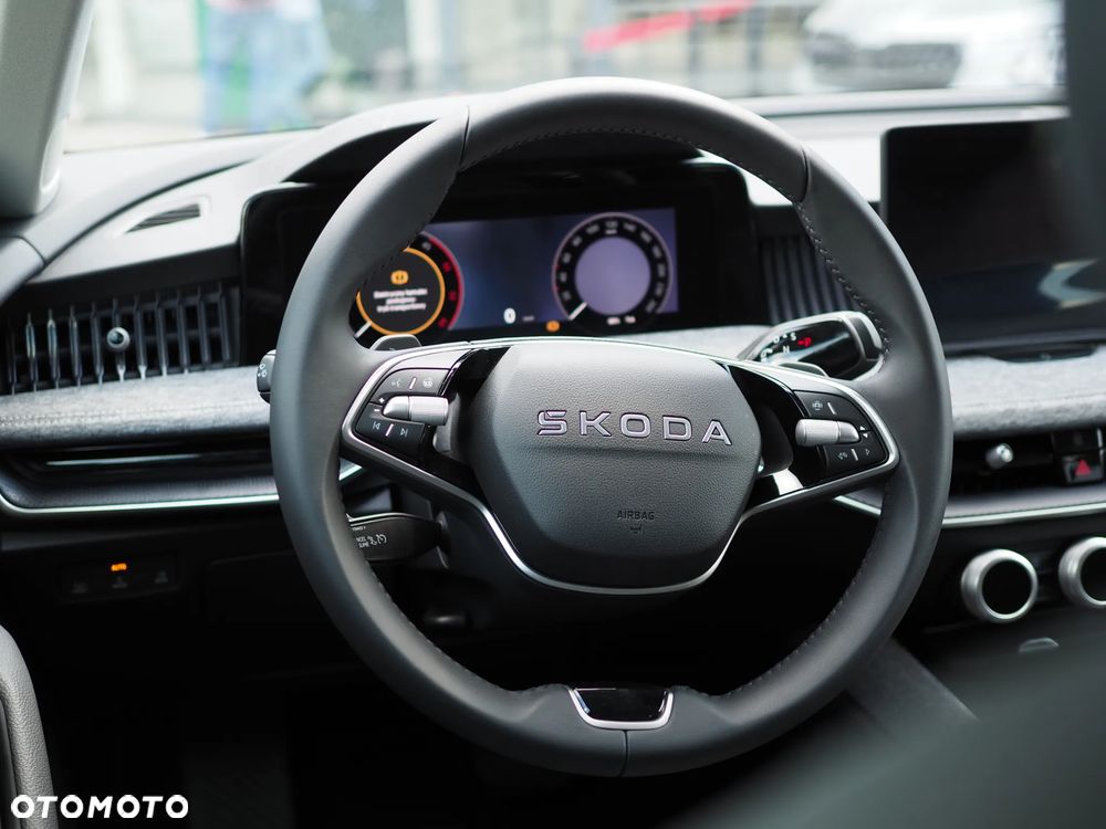 Skoda Superb 1.5 TSI mHEV Drive DSG - 9