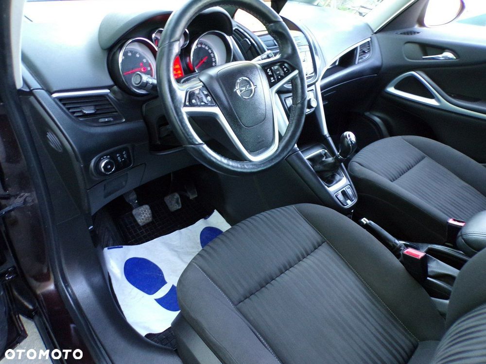 Opel Zafira - 21