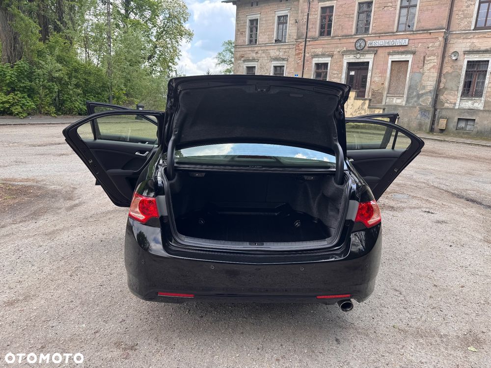 Honda Accord 2.0 Elegance 50 Jahre Edition - 16