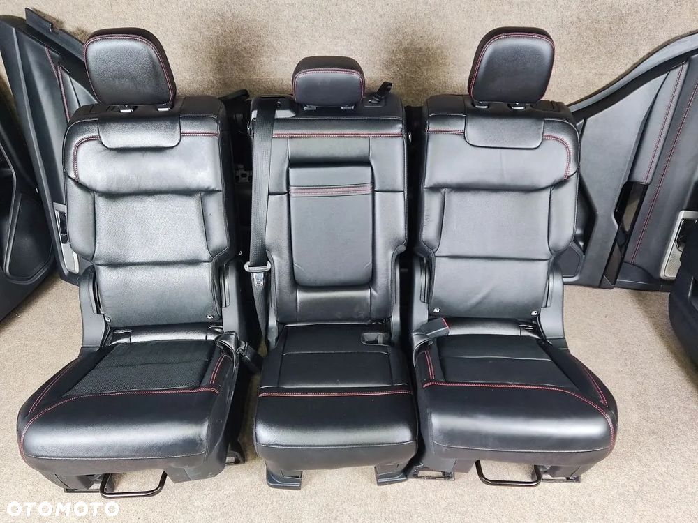 FORD EXPLORER od 2020r Fotele Kanapy Boczki 7 osób - 6