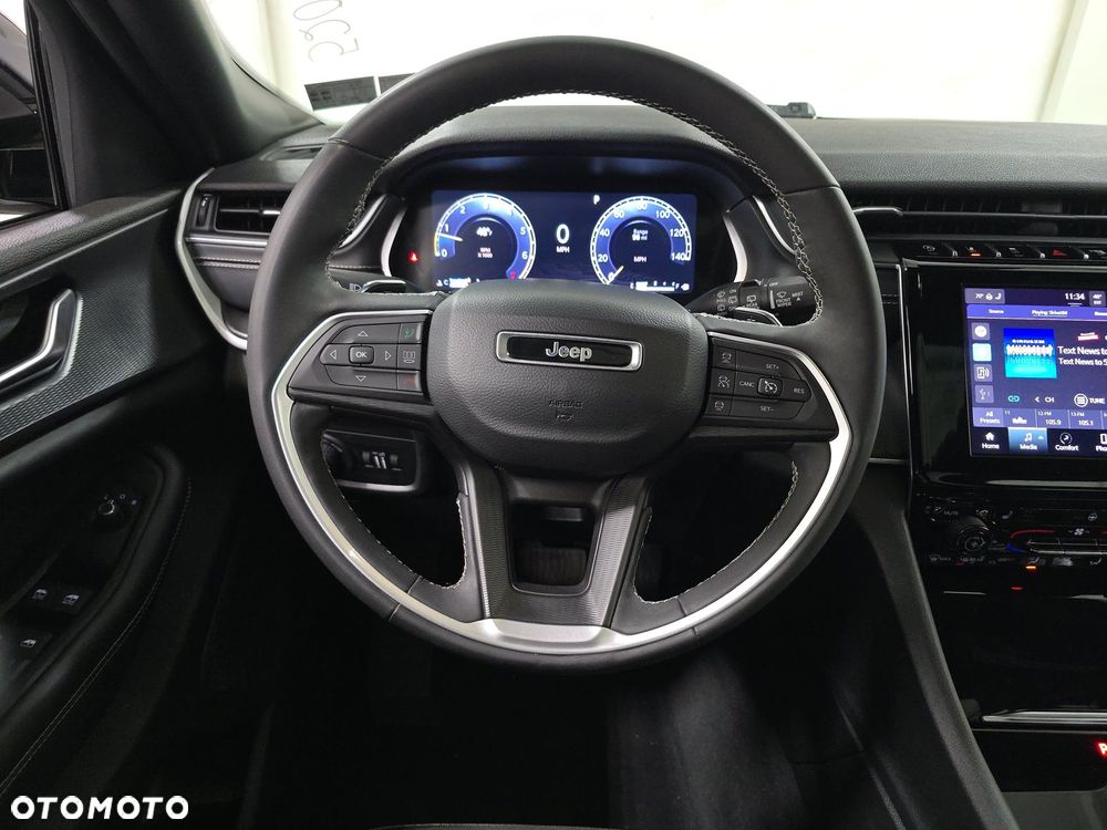 Jeep Grand Cherokee - 10