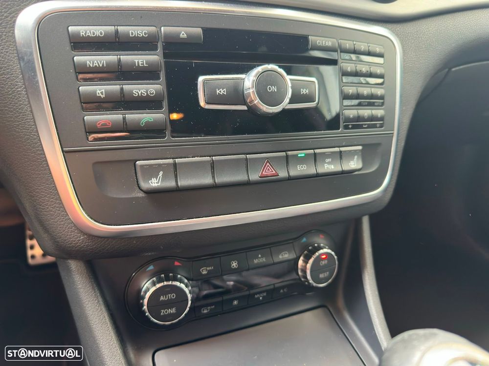 Mercedes-Benz CLA 200 CDI AMG Line - 13