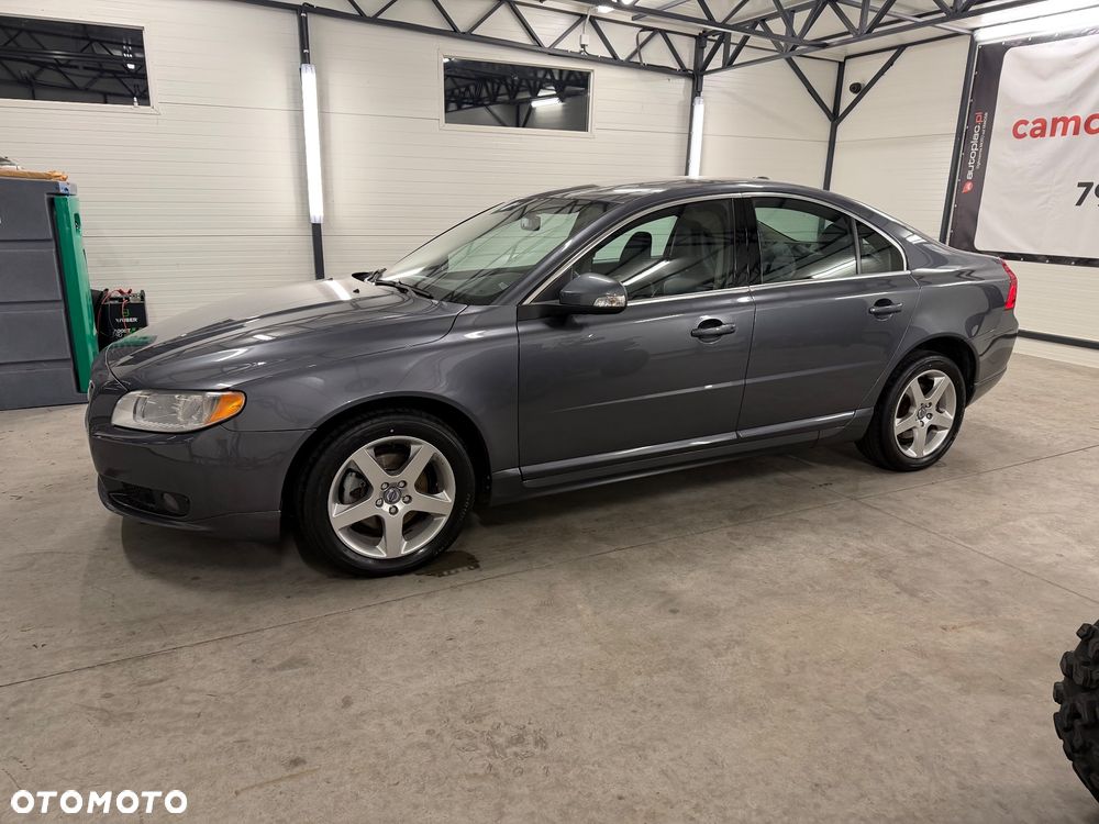 Volvo S80 - 2