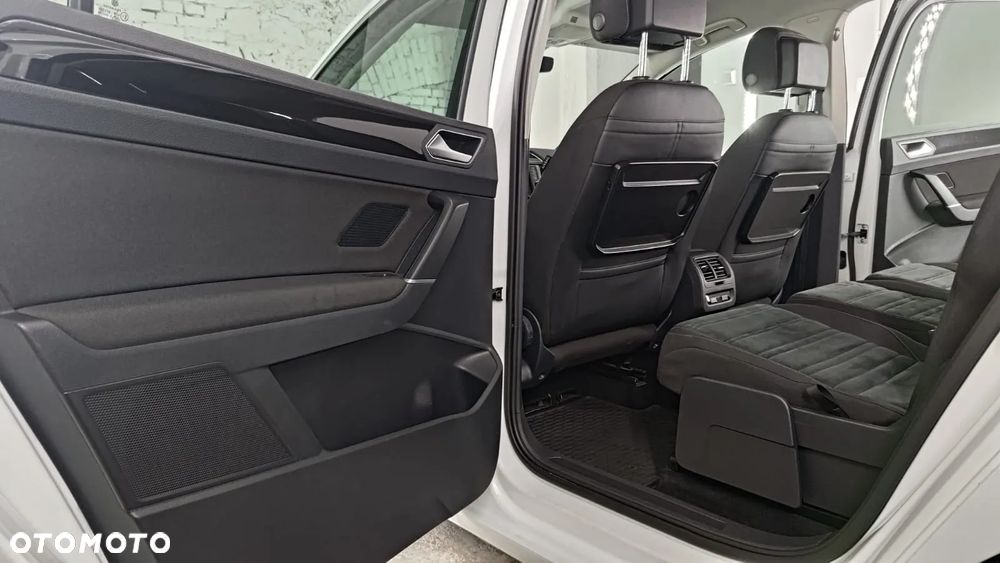 Volkswagen Touran 2.0 TDI BMT Highline DSG - 19