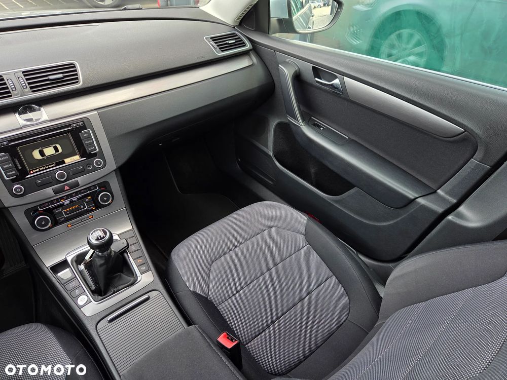 Volkswagen Passat 1.4 TSI BlueMotion Technology Highline - 23