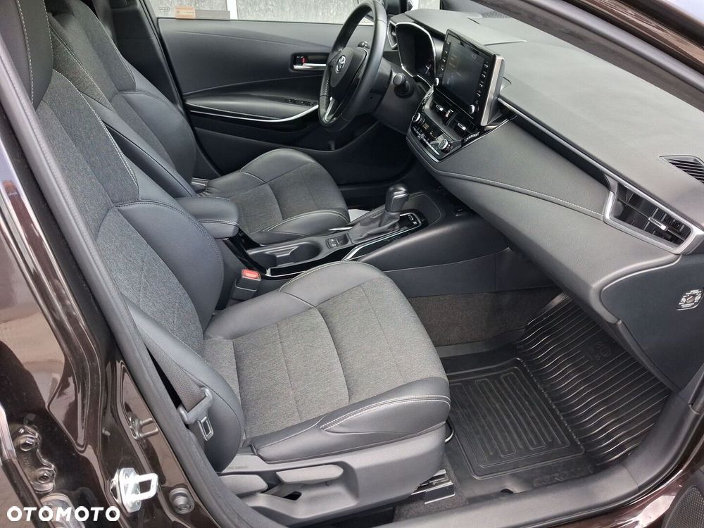 Toyota Corolla 1.8 Hybrid Comfort - 10