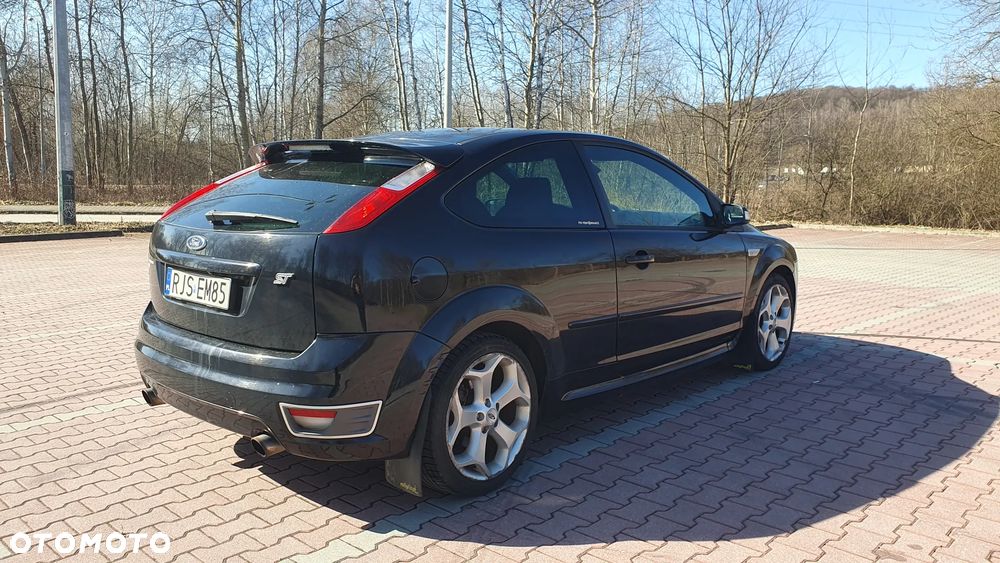 Ford Focus 2.5 ST - 5
