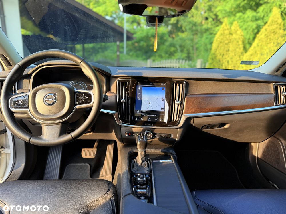 Volvo V90 D4 AWD Momentum - 7