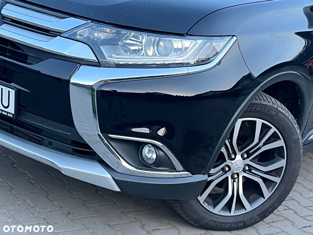 Mitsubishi Outlander 2.2 DI-D 2WD Invite - 4