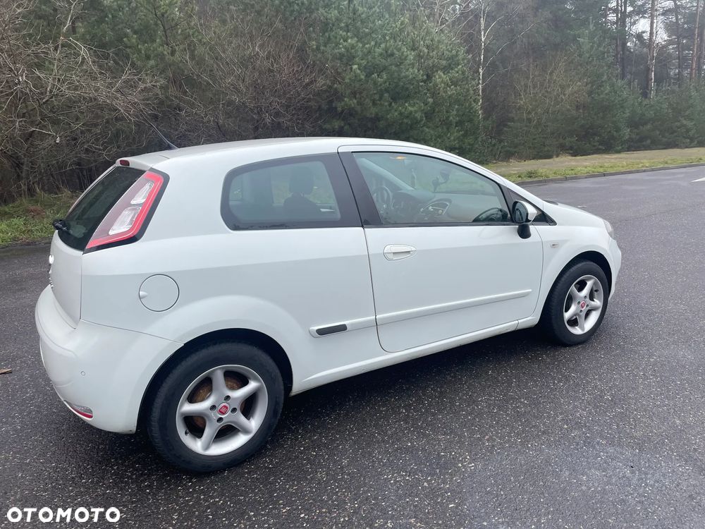 Fiat Punto - 2