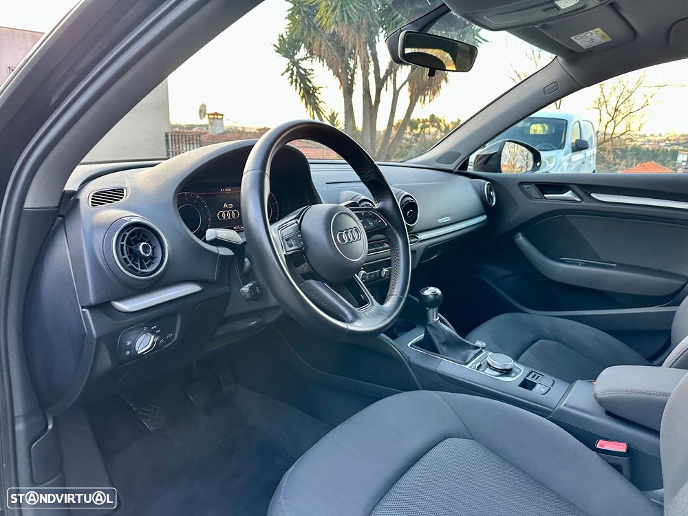 Audi A3 Sportback - 18