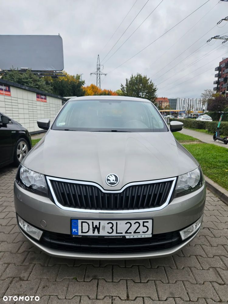 Skoda RAPID 1.2 TSI Ambition - 6