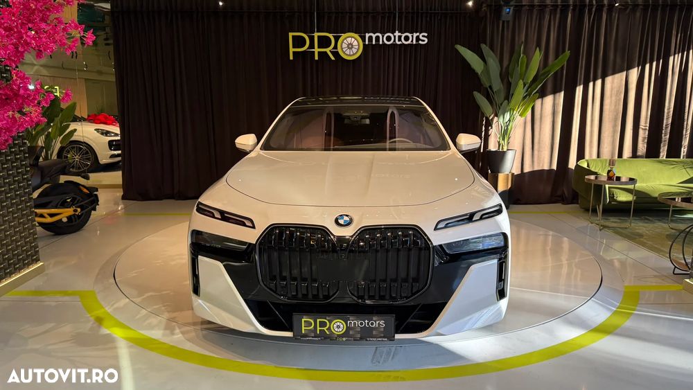 BMW Seria 7 740d xDrive - 12