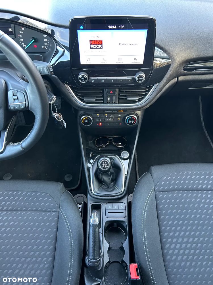 Ford Fiesta 1.0 EcoBoost S&S TITANIUM - 13