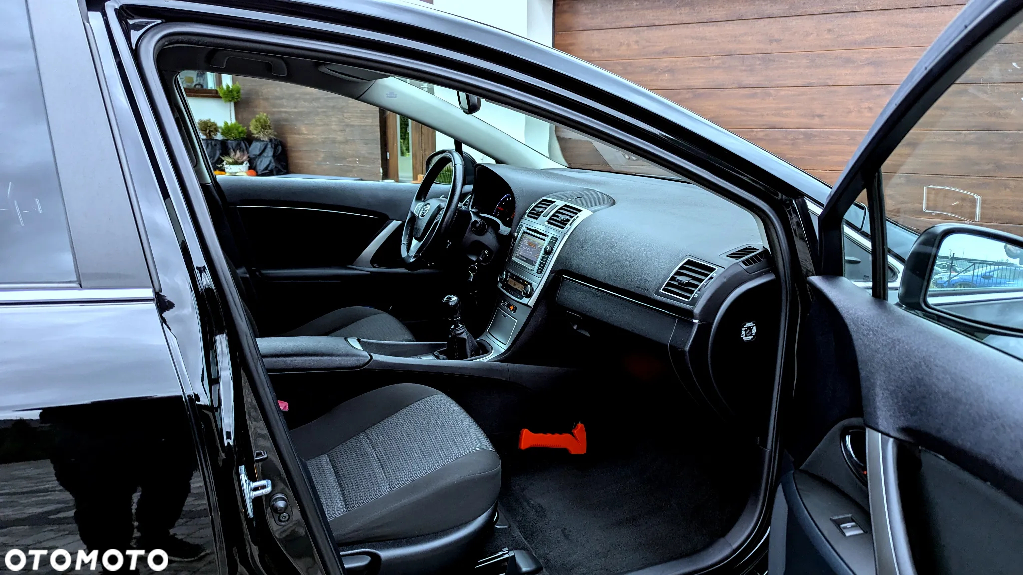 Toyota Avensis 1.8 Business Edition - 29