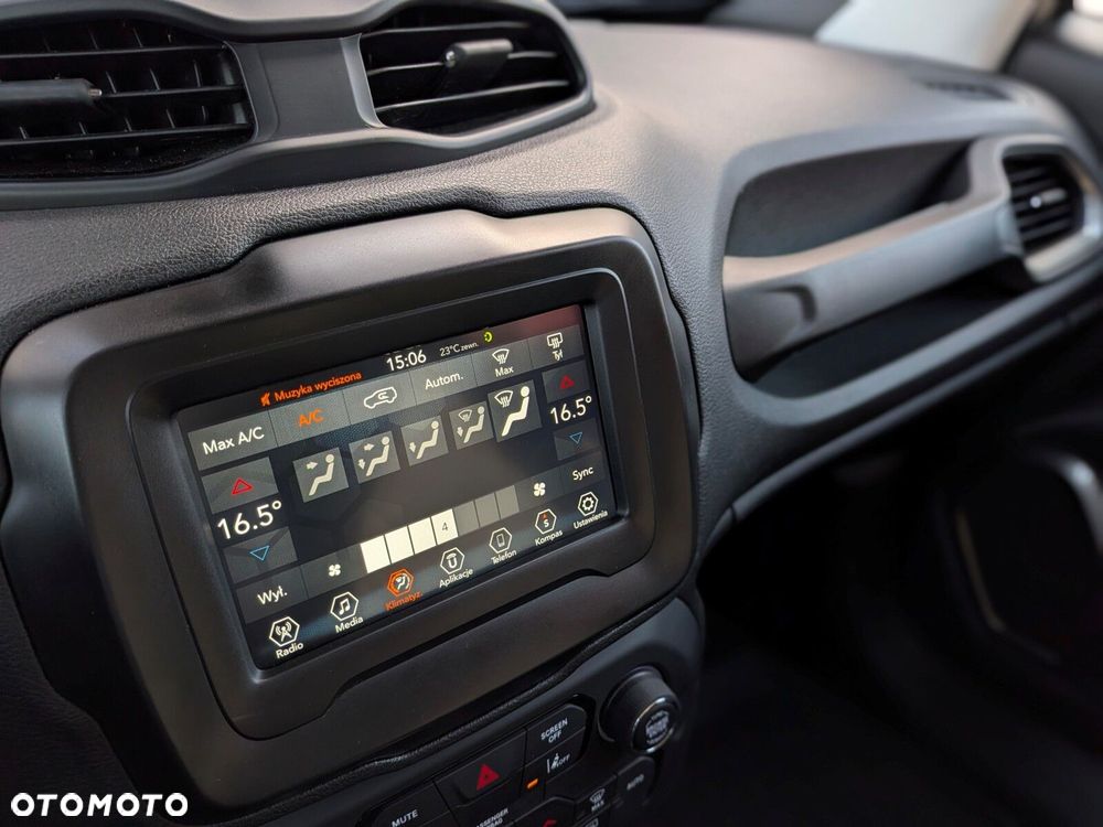 Jeep Renegade 1.4 MultiAir Limited FWD S&S - 25