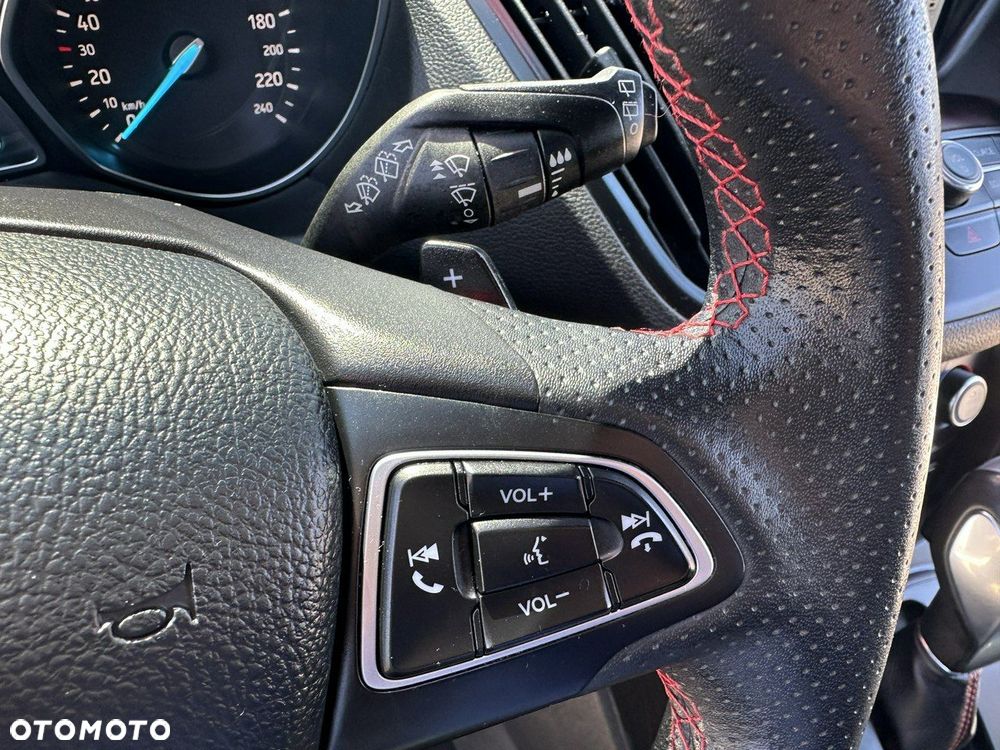 Ford Kuga 2.0 TDCi AWD ST-Line - 22