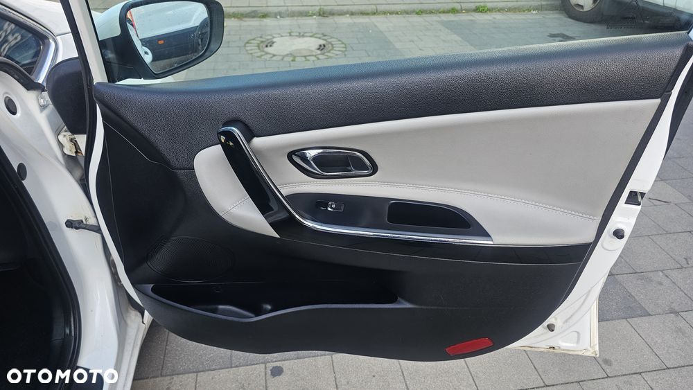 Kia Ceed - 15
