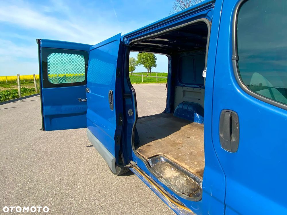 Renault TRAFIC - 17