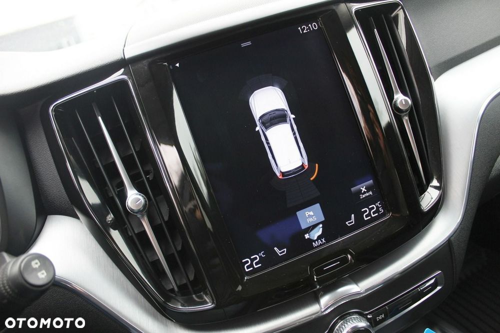 Volvo XC 60 D5 SCR AWD Momentum - 19