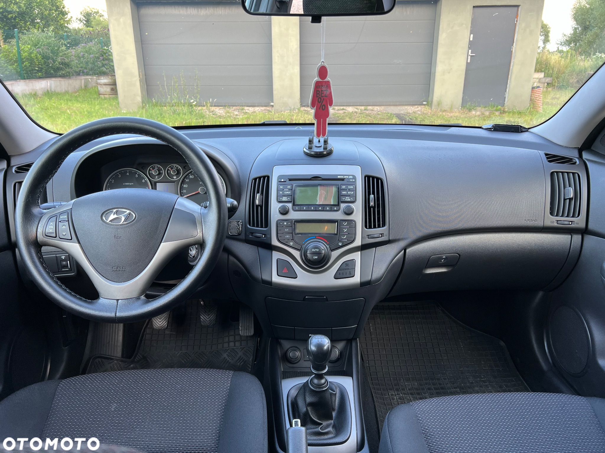 Hyundai i30 1.6 Classic + - 9