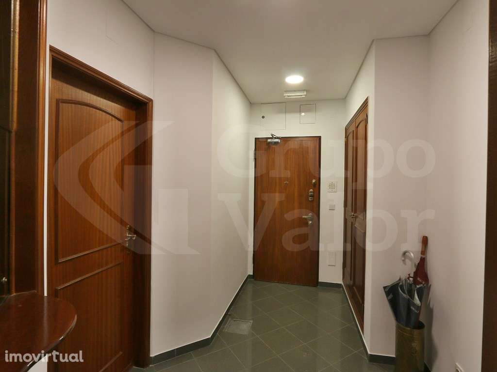 Escritório com 8 salas e terraço, Palácio Queluz - Grande imagem: 2/32