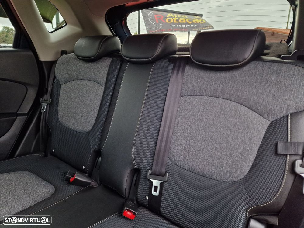 Renault Captur 1.2 TCe Exclusive EDC - 13