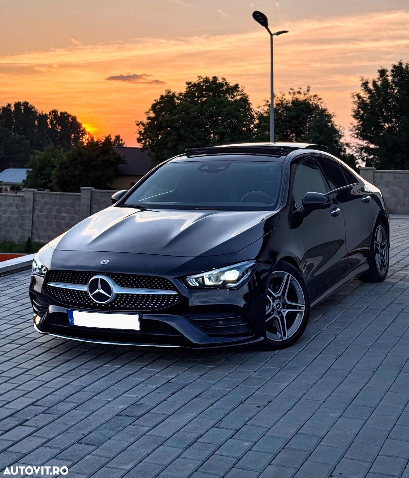 Mercedes-Benz CLA - 1
