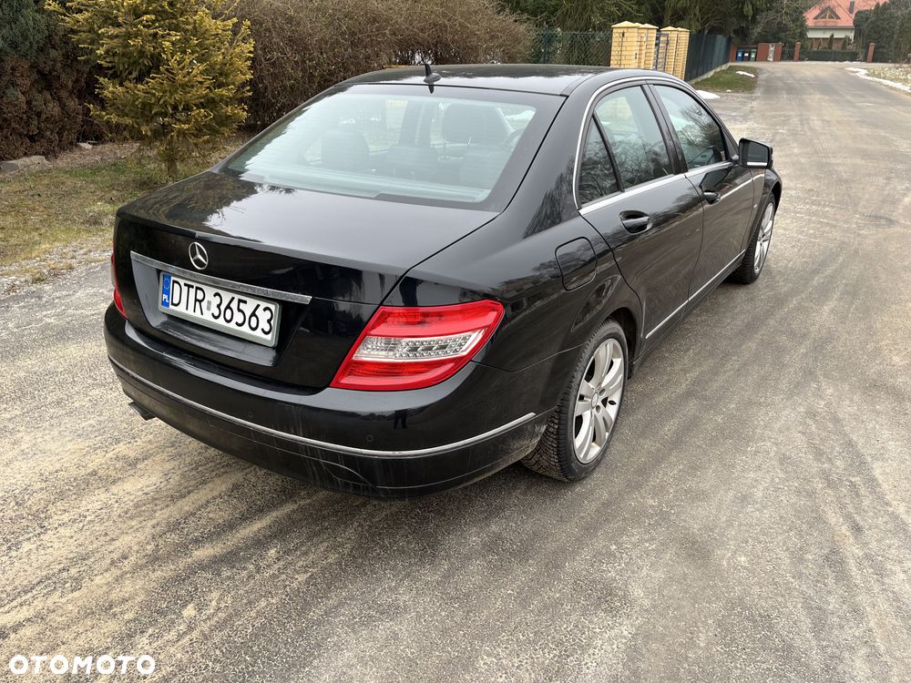 Mercedes-Benz Klasa C 220 CDI DPF Automatik BlueEFFICIENCY Avantgarde - 6