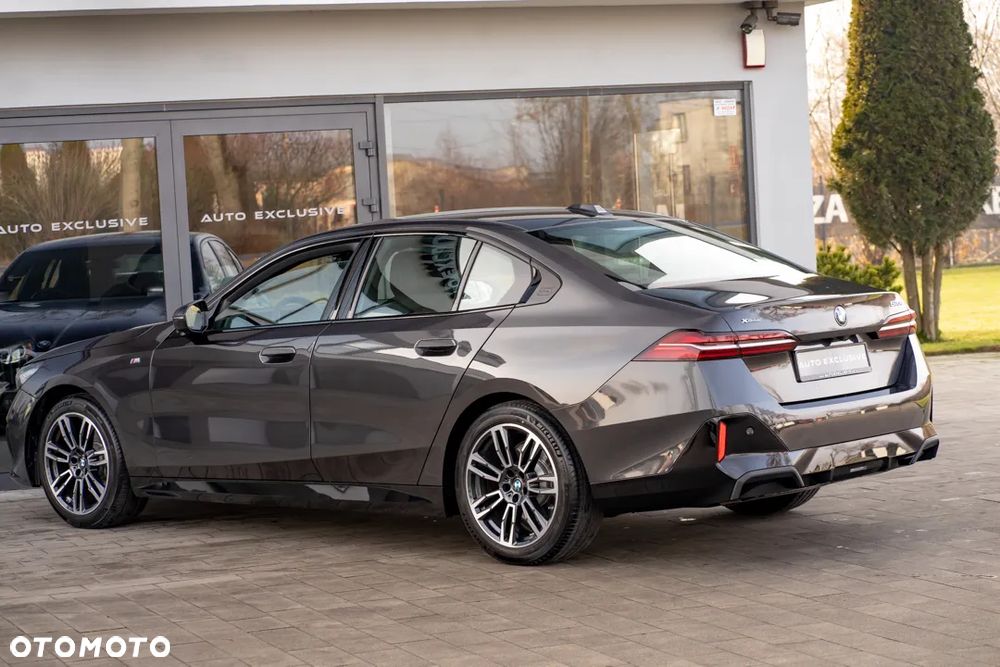 BMW Seria 5 - 22