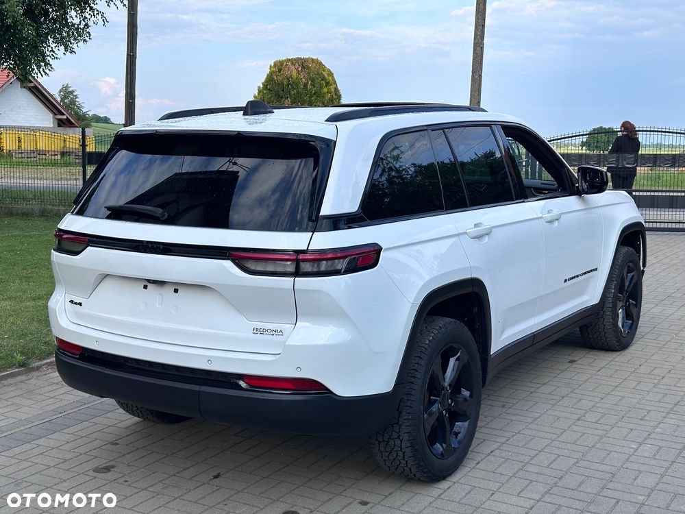 Jeep Grand Cherokee - 1
