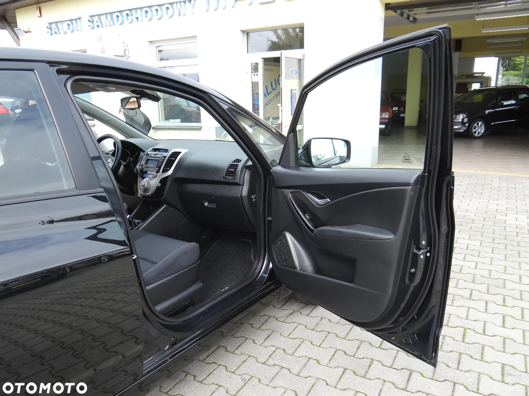 Hyundai ix20 1.4 Premium - 32