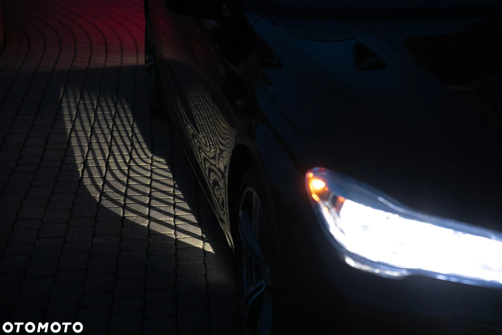 BMW Seria 7 750Li xDrive - 35